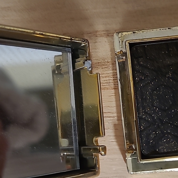 Christian Siriano for VS Makeup Gilded Fierce Eyeshadow - Picture 3 of 5